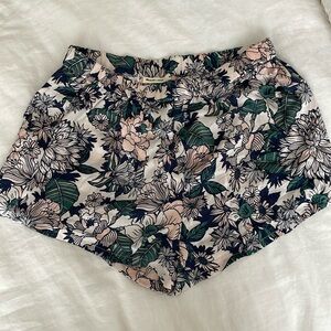 Marine Layer silk short